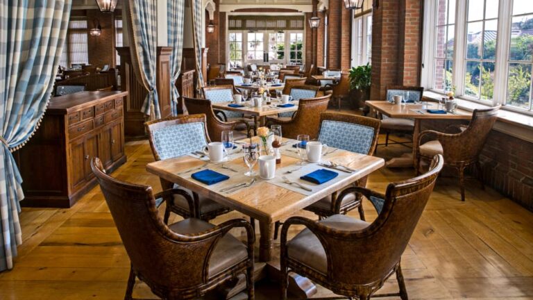 Jasmine Porch restaurant offers an inviting Lowcountry fine dining experience on Kiawah Island, with a cozy, elegant interior.